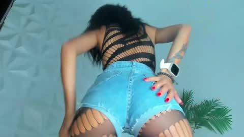 hellen     online show from May 2026 07:34:01 PM