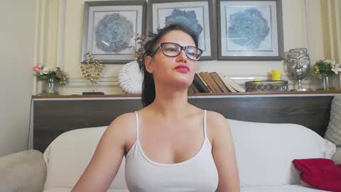    online show from January 2025 03:59:02 AM