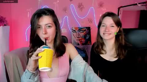 Snapshot of helli_belli chatting on May 2026 07:41:01 PM Helli online show from May 2026 07:41:01 PM