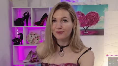 Alisia  Monday to Friday from 10 am to 4 pm GMT 2 online show from January 2025 02:14:01 PM