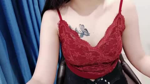 Snapshot of hellokitty_sexy chatting on June 2026 01:17:02 AM hellokitty_sexy online show from June 2026 01:17:02 AM