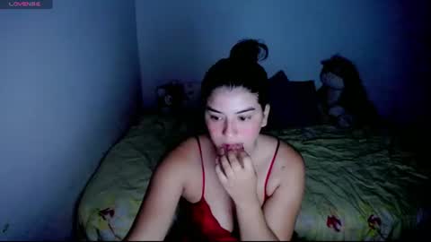 helloo_kityy25 online show from July 2026 03:43:02 AM