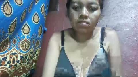 Snapshot of henitsaldy chatting on September 2025 07:08:02 PM henitsaldy online show from September 2025 07:08:02 PM