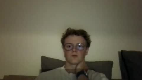 henrietje online show from May 2026 07:34:02 PM