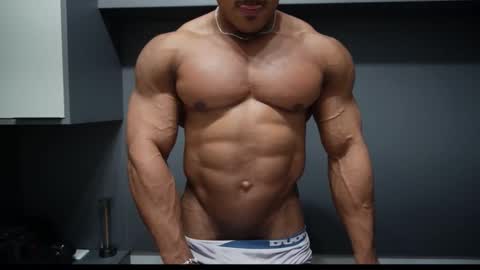 Snapshot of henrimusclee chatting on March 2026 10:14:02 PM Henri online show from March 2026 10:14:02 PM
