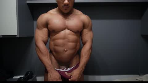 Snapshot of henrimusclee chatting on March 2026 10:24:02 PM Henri online show from March 2026 10:24:02 PM