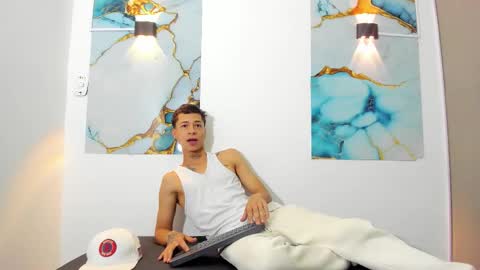 Henry online show from March 2026 01:06:02 PM