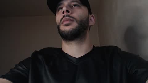 HenryAxe online show from September 2025 10:02:01 PM