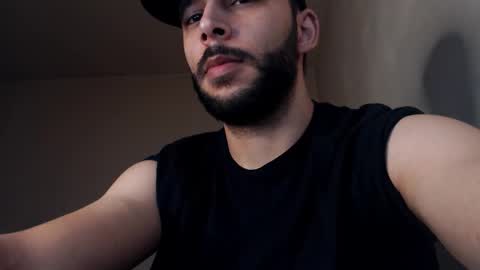 HenryAxe online show from October 2025 12:19:01 AM