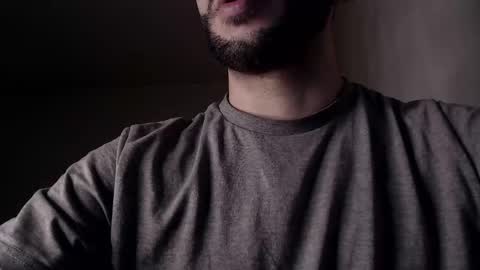 HenryAxe online show from January 2026 12:53:02 PM