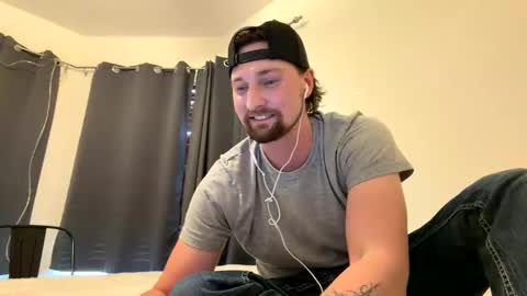 Snapshot of henryjackk chatting on March 2026 10:49:02 PM HenryJackk online show from March 2026 10:49:02 PM