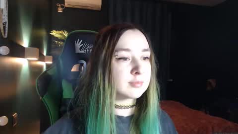 Hentaishiing online show from May 2026 06:37:02 PM