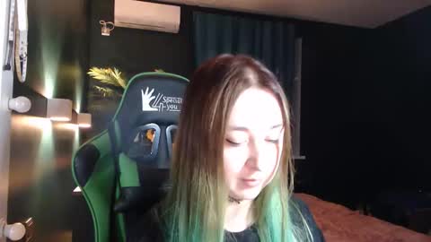 Hentaishiing online show from May 2026 06:27:01 PM