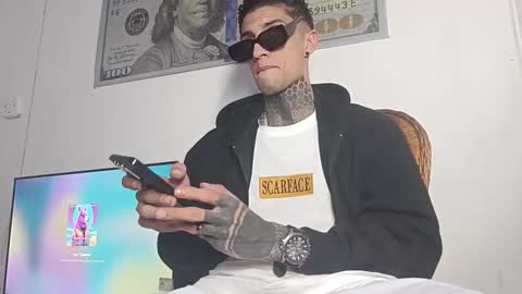 Snapshot of henzzeld420 chatting on March 2026 06:46:02 AM Henzeld online show from March 2026 06:46:02 AM