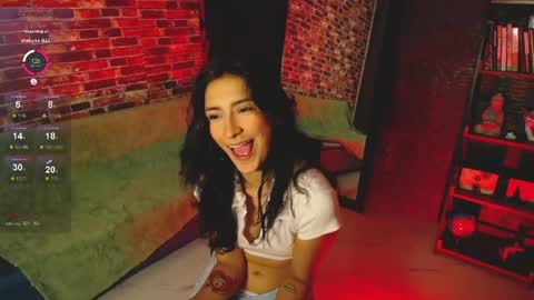Snapshot of hera_069 chatting on May 2026 01:58:01 AM Hello I am Valentina independent Colombian model I love sensuality and pleasure welcome online show from May 2026 01:58:01 AM