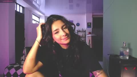 Snapshot of hera_069 chatting on June 2026 07:39:01 PM Hello I am Valentina independent Colombian model I love sensuality and pleasure welcome online show from June 2026 07:39:01 PM