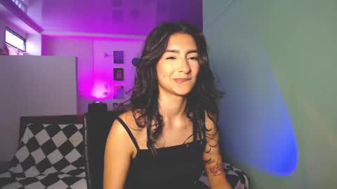 Snapshot of hera_069 chatting on June 2026 07:58:02 PM Hello I am Valentina independent Colombian model I love sensuality and pleasure welcome online show from June 2026 07:58:02 PM