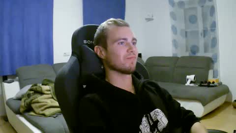 John Pearl online show from December 2025 10:25:02 PM