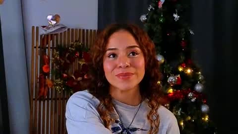 hercyqueen online show from December 2025 03:03:01 AM