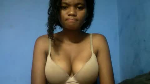 Snapshot of herisse01 chatting on March 2026 10:10:02 PM herisse01 online show from March 2026 10:10:02 PM