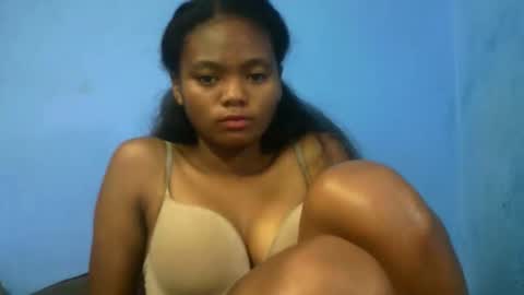 Snapshot of herisse01 chatting on April 2026 01:05:02 AM herisse01 online show from April 2026 01:05:02 AM