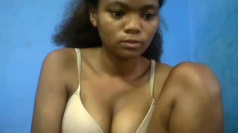 Snapshot of herisse01 chatting on April 2026 05:25:02 AM herisse01 online show from April 2026 05:25:02 AM