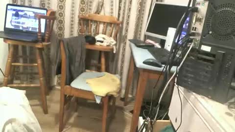 mature online show from November 2025 12:57:02 AM