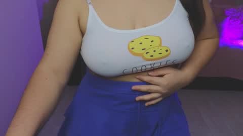 Snapshot of heroine_of_your_life chatting on January 2025 07:07:01 AM Maryana online show from January 2025 07:07:01 AM