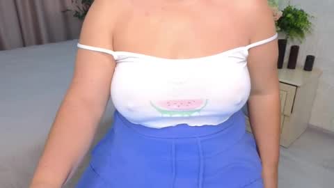 Snapshot of heroine_of_your_life chatting on October 2025 05:41:02 AM Maryana online show from October 2025 05:41:02 AM