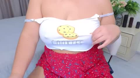 Snapshot of heroine_of_your_life chatting on October 2025 07:12:02 AM Maryana online show from October 2025 07:12:02 AM