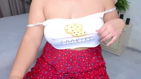 Snapshot of heroine_of_your_life chatting on October 2025 06:47:01 AM Maryana online show from October 2025 06:47:01 AM