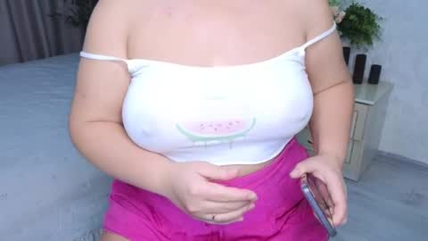 Snapshot of heroine_of_your_life chatting on November 2025 06:46:02 AM Maryana online show from November 2025 06:46:02 AM