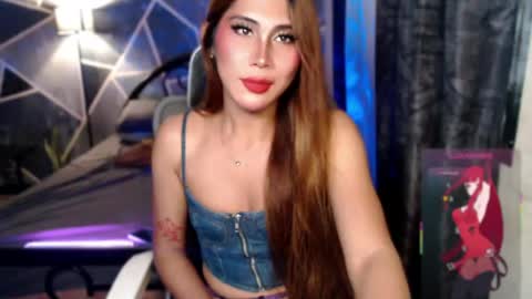 Snapshot of herrafoxx chatting on May 2026 08:27:01 PM Davey online show from May 2026 08:27:01 PM