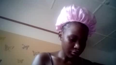 Snapshot of herslatt chatting on May 2026 08:01:01 AM herslatt online show from May 2026 08:01:01 AM