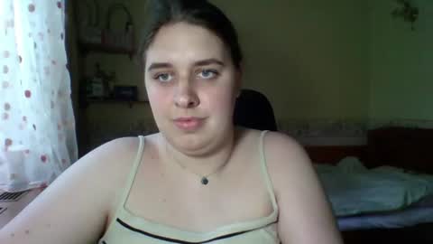 Snapshot of hess_luna_ chatting on June 2026 09:09:01 AM hess_luna_ online show from June 2026 09:09:01 AM