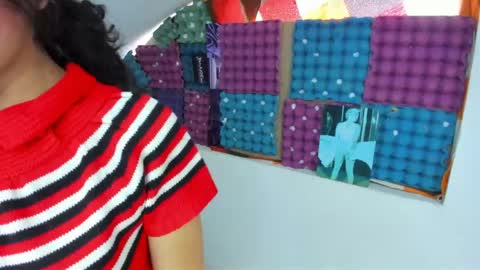 hesttia_ online show from April 2026 09:09:01 PM