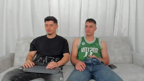 Snapshot of heteros_men chatting on April 2026 02:14:01 AM heteros men online show from April 2026 02:14:01 AM