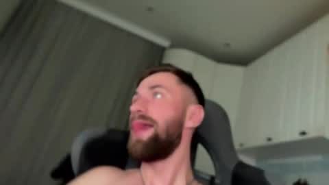 Snapshot of hey_arnold chatting on February 2026 06:41:02 PM Arnold online show from February 2026 06:41:02 PM