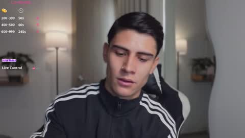 hey_cesard online show from February 2026 01:51:02 PM