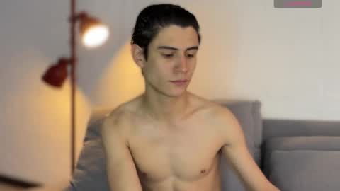 Snapshot of hey_cesard chatting on May 2026 12:02:01 PM hey_cesard online show from May 2026 12:02:01 PM