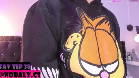 Noraly  online show from February 2026 03:24:02 AM