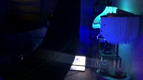 FlexieFae online show from December 2024 12:03:01 PM