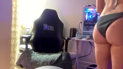 FlexieFae online show from February 2025 06:50:02 AM