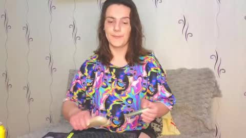 Snapshot of heyy_baddie chatting on April 2026 01:06:02 AM Heyy baddie online show from April 2026 01:06:02 AM