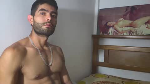hideonbush online show from April 2026 03:24:01 AM