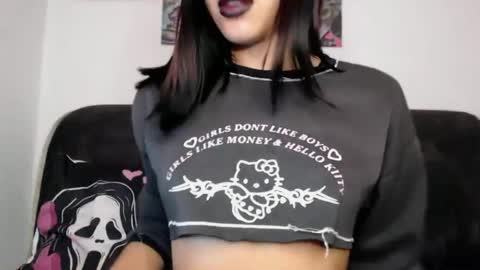 higanbana_666 online show from September 2025 12:40:02 PM