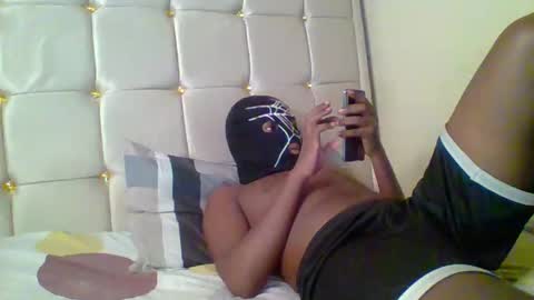 Highmoans online show from November 2025 08:13:02 PM