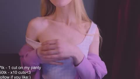 Chloe online show from January 2025 06:23:01 PM