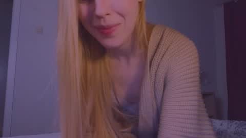 Chloe online show from March 2025 01:26:02 AM