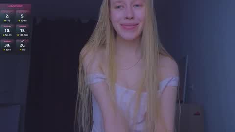 Chloe online show from October 2025 12:14:01 AM